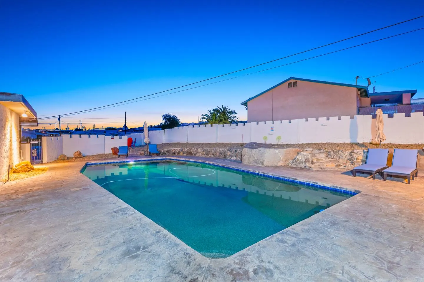 House + Casita Pool Firepit Games Sleep 14 17