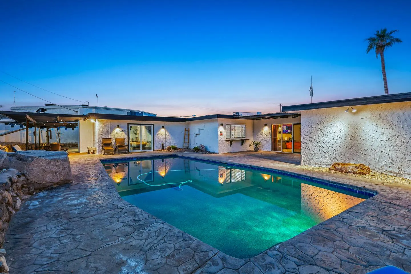 House + Casita Pool Firepit Games Sleep 14 19