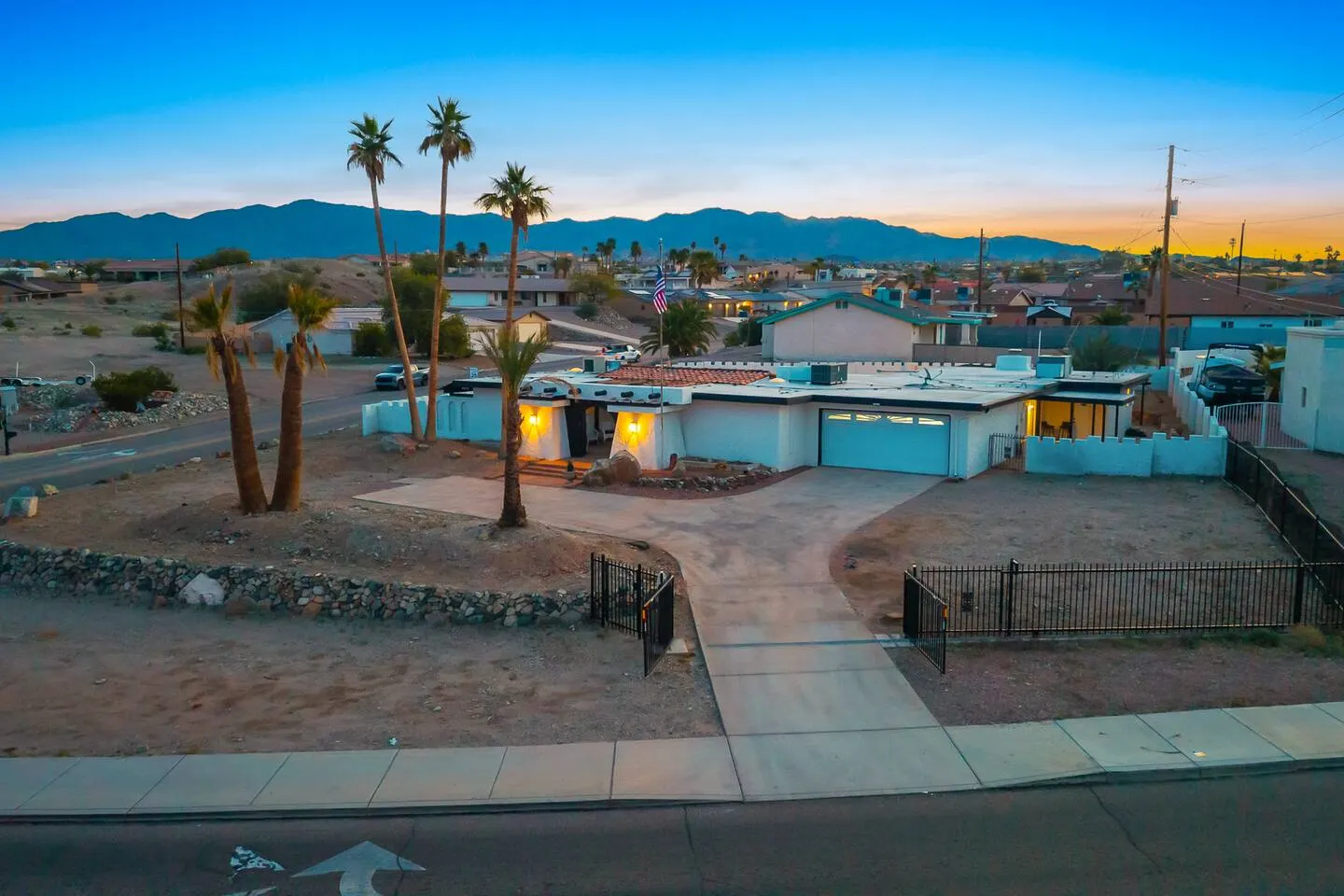 House + Casita Pool Firepit Games Sleep 14 7