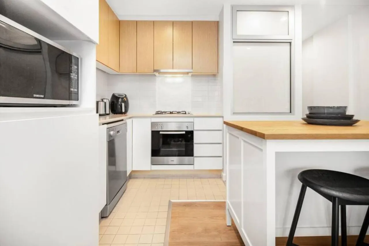Cityscape on Morphett - Central CBD Stay with Pool 7
