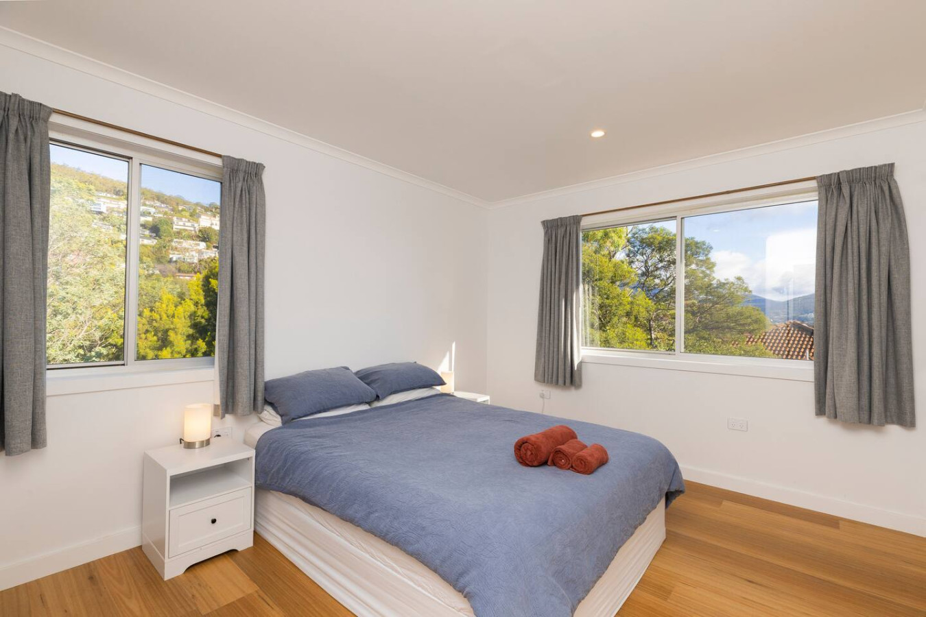 Renovated two-level Sandy Bay apartment 2