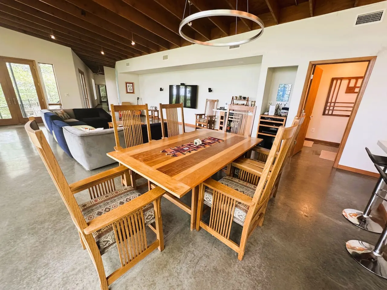 Greers Ferry Lake Modern 13