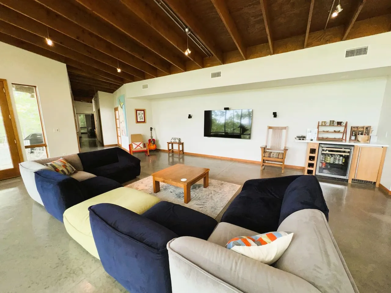 Greers Ferry Lake Modern 14