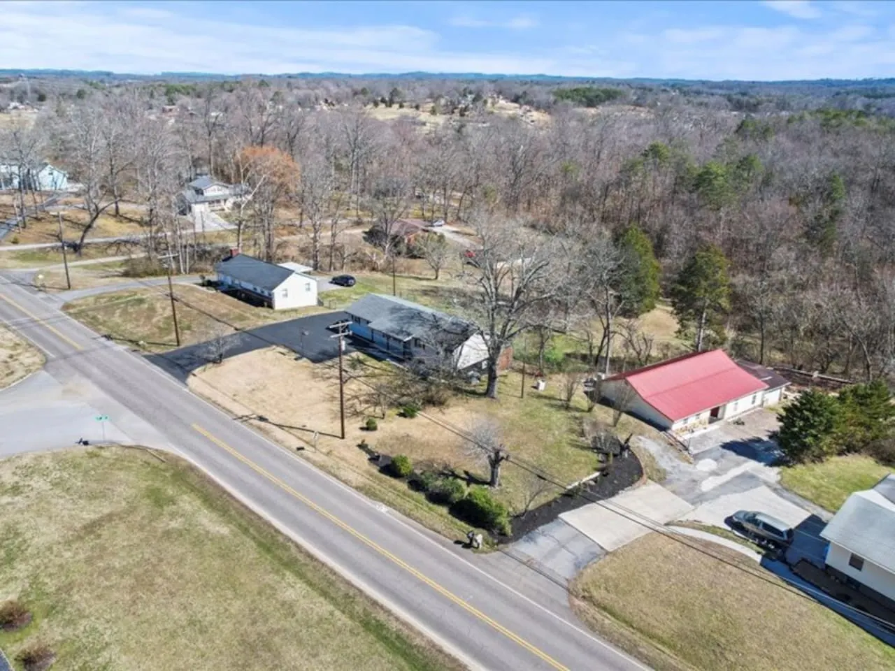 Knox Retreat ~ Cozy Home w/ Outdoor Entertainment 14