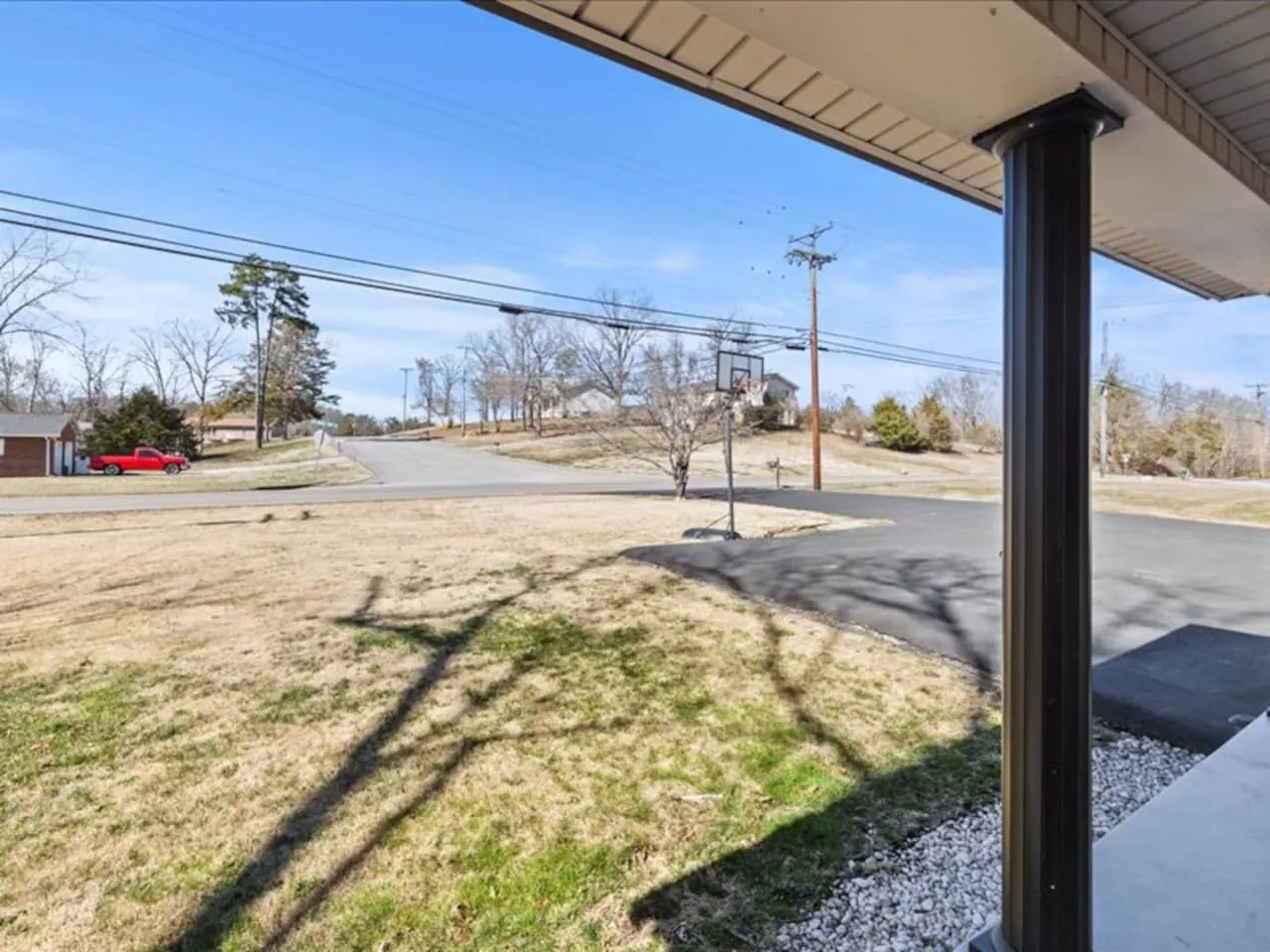 Knox Retreat ~ Cozy Home w/ Outdoor Entertainment 6