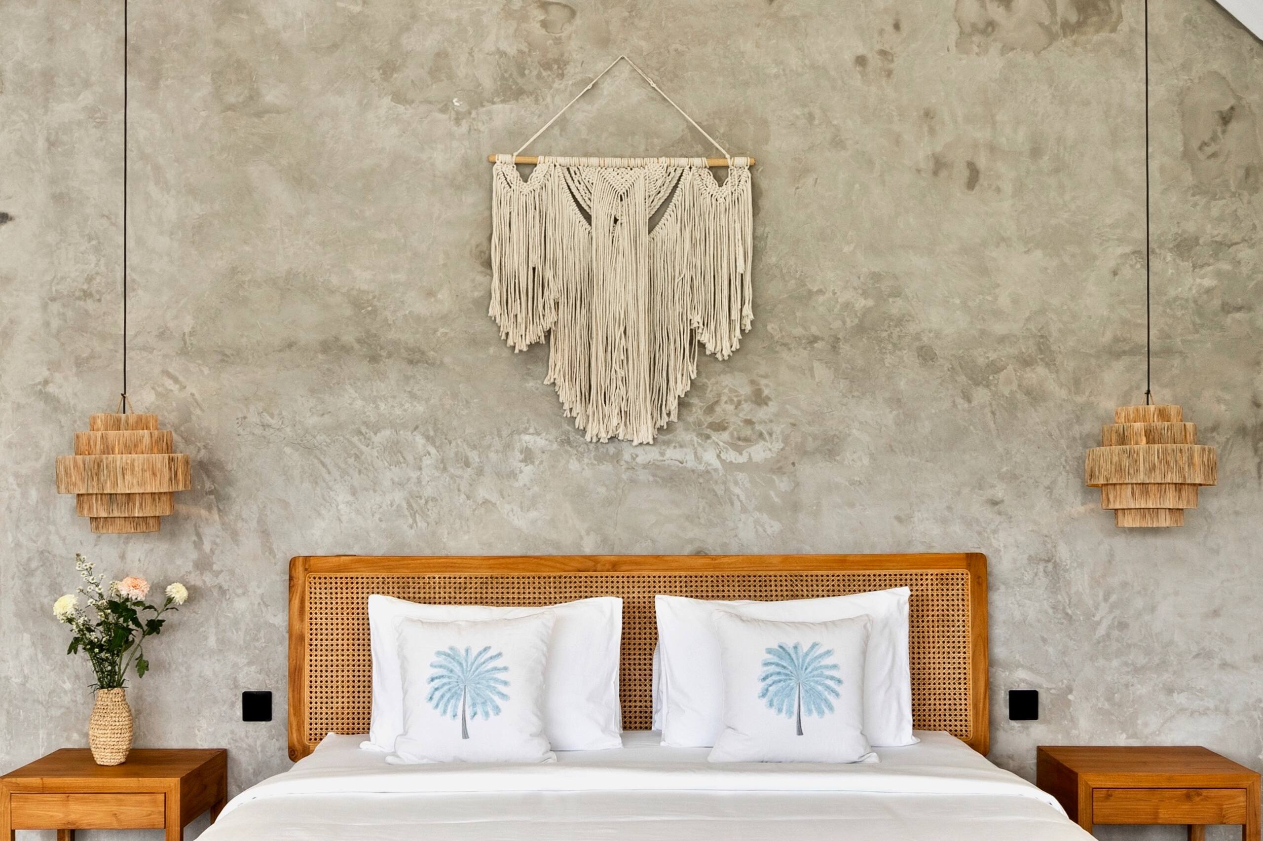 Dreamy Couple's Escape – Villa with Enclosed Pool 16