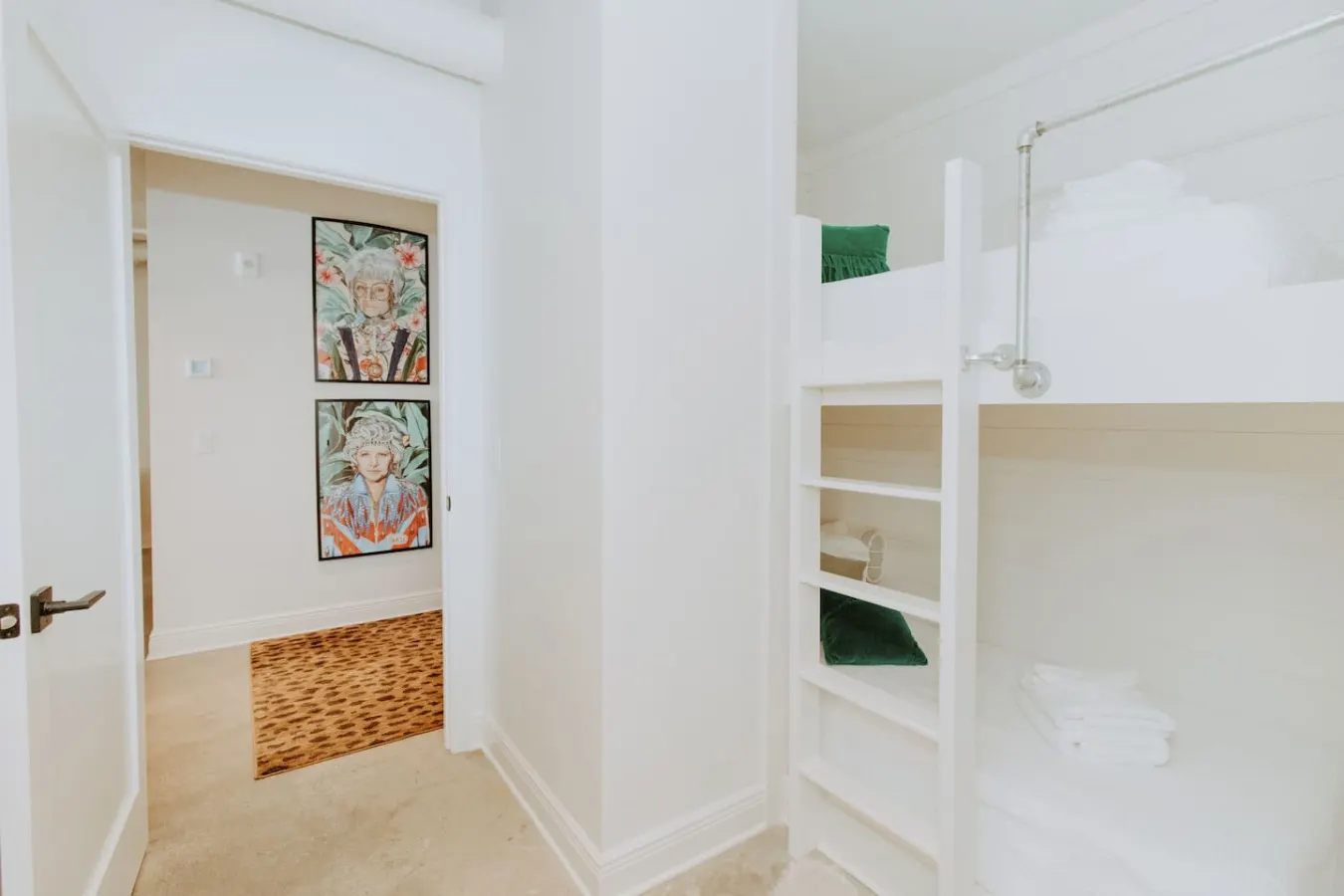 Wish You Were Here ~ 7 min to 30A ~ Walk to Beach! 8
