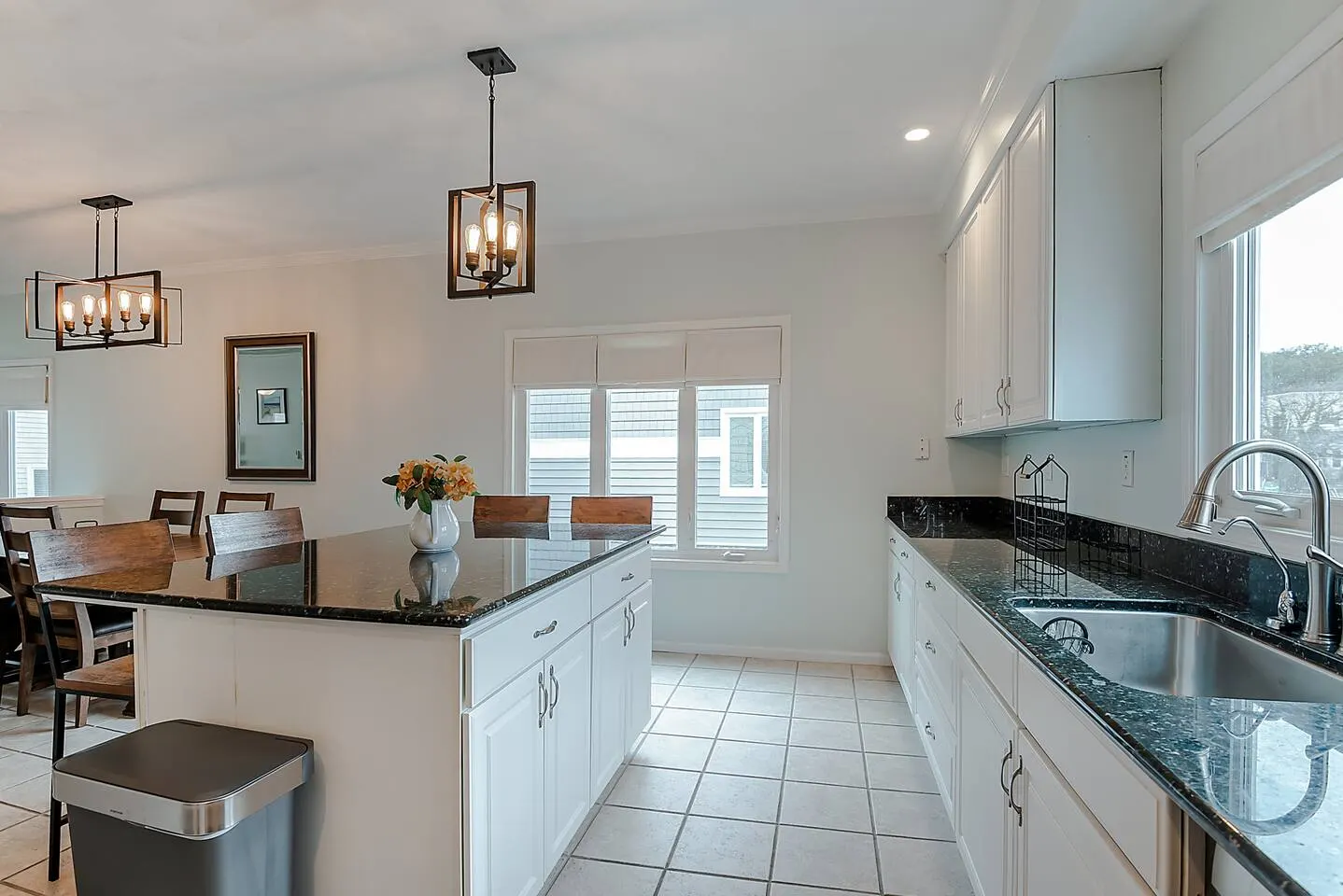 Chic’s Beach Home Sleeps 12 + 30 Day Stay 6