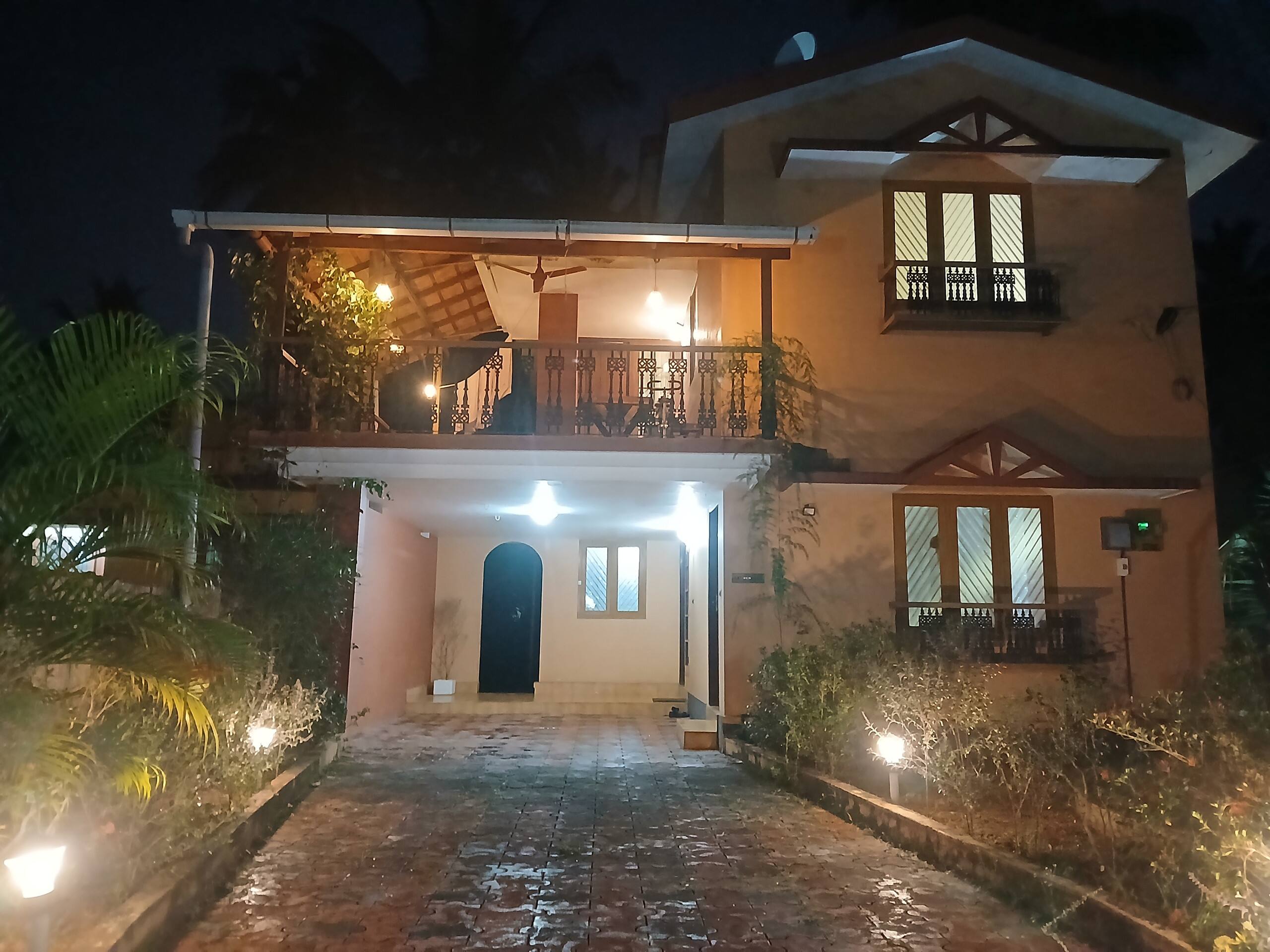 Aanjaneyam home Come as a guest, leave as a friend 18
