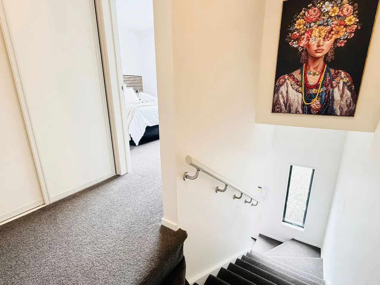Modern 3 Ensuite CBD with Carpark -walk to Stadium 14
