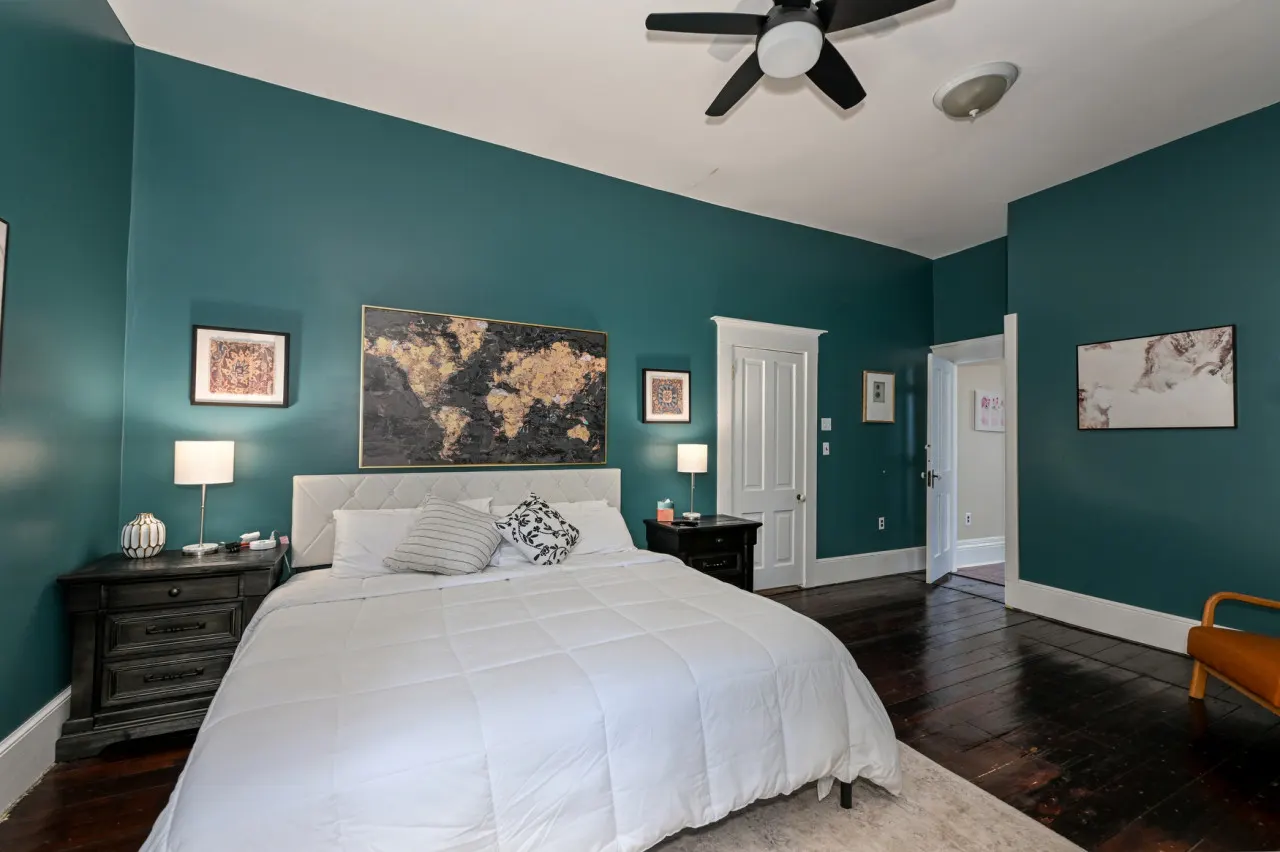 Luxurious Historic Victorian on Millionaire's Row 13