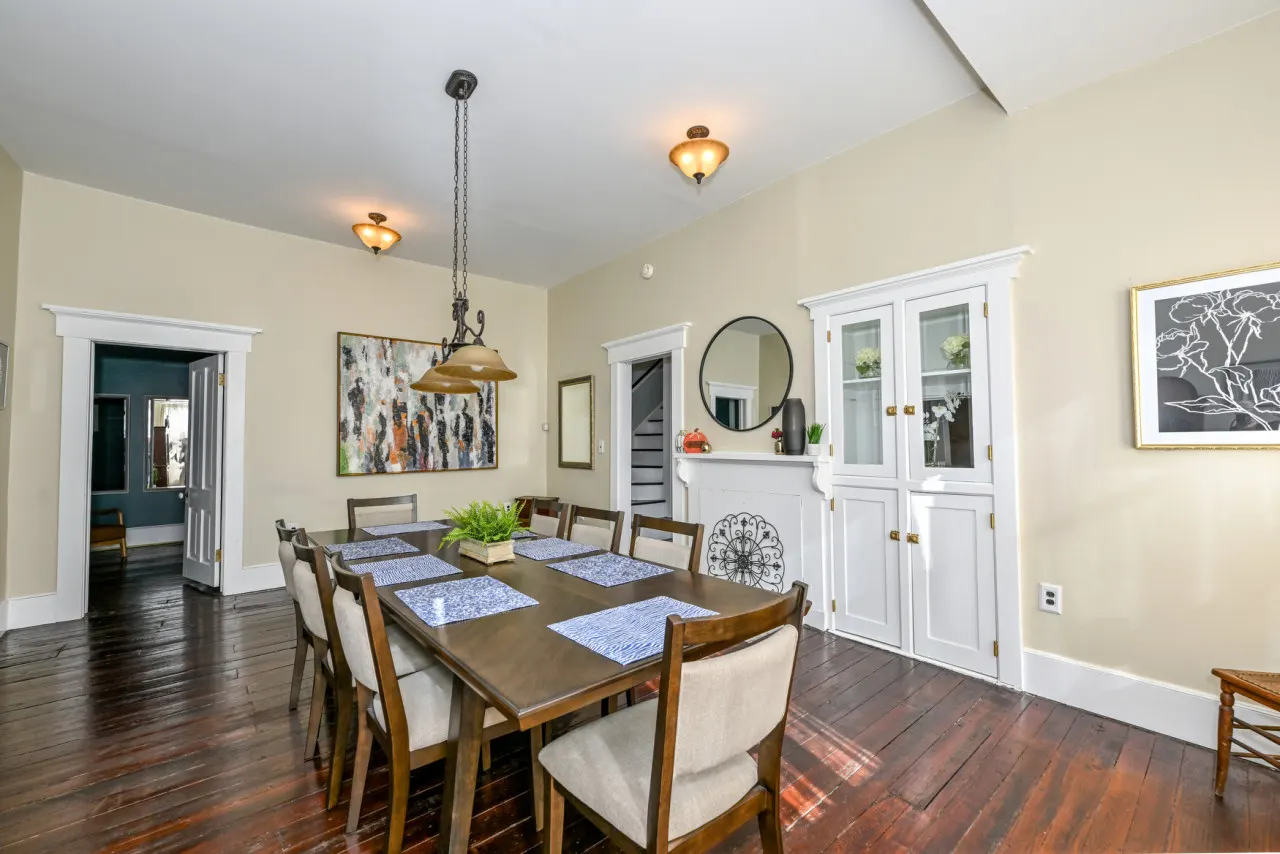 Luxurious Historic Victorian on Millionaire's Row 19