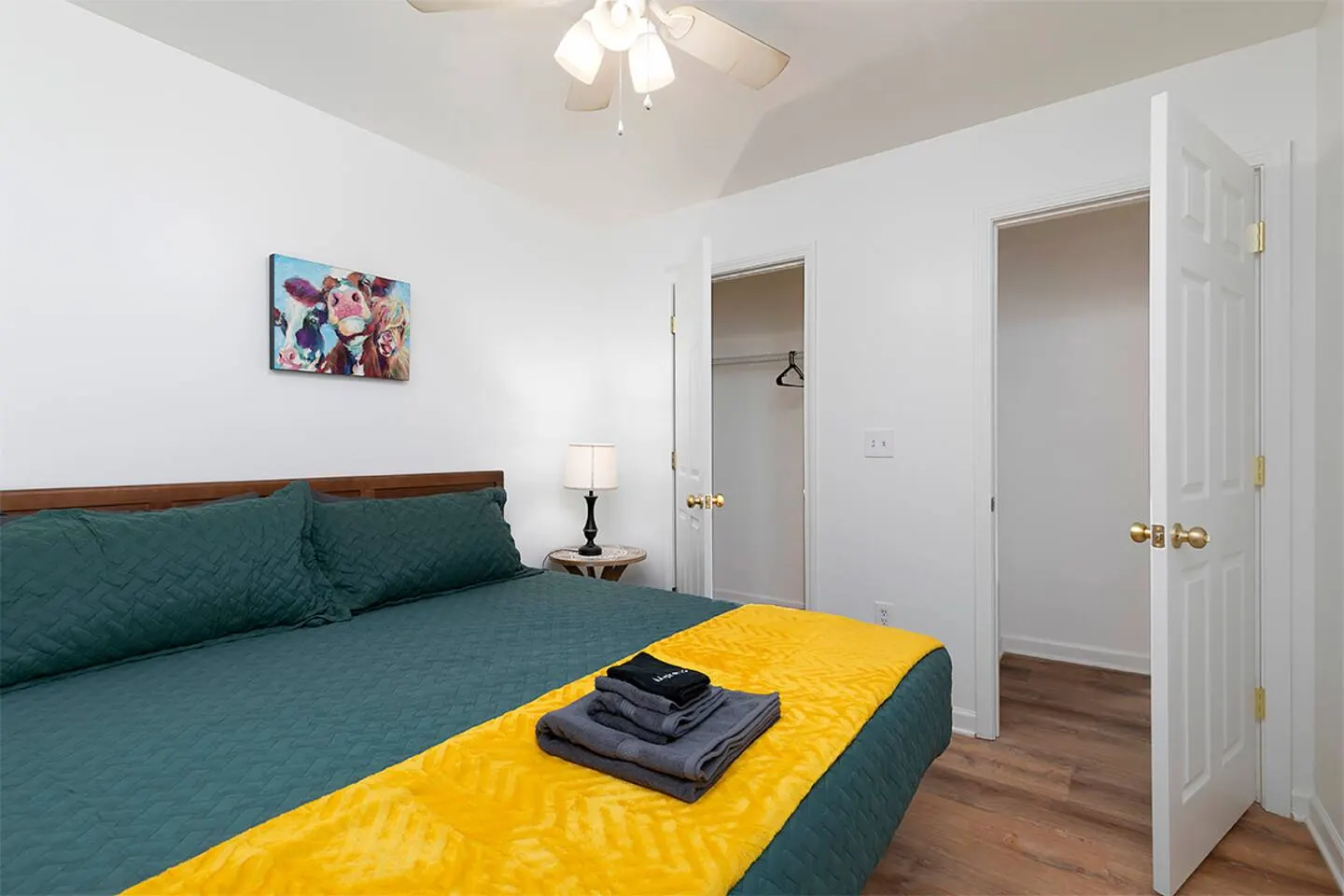 Spacious 3BR Getaway-3 King Beds 13