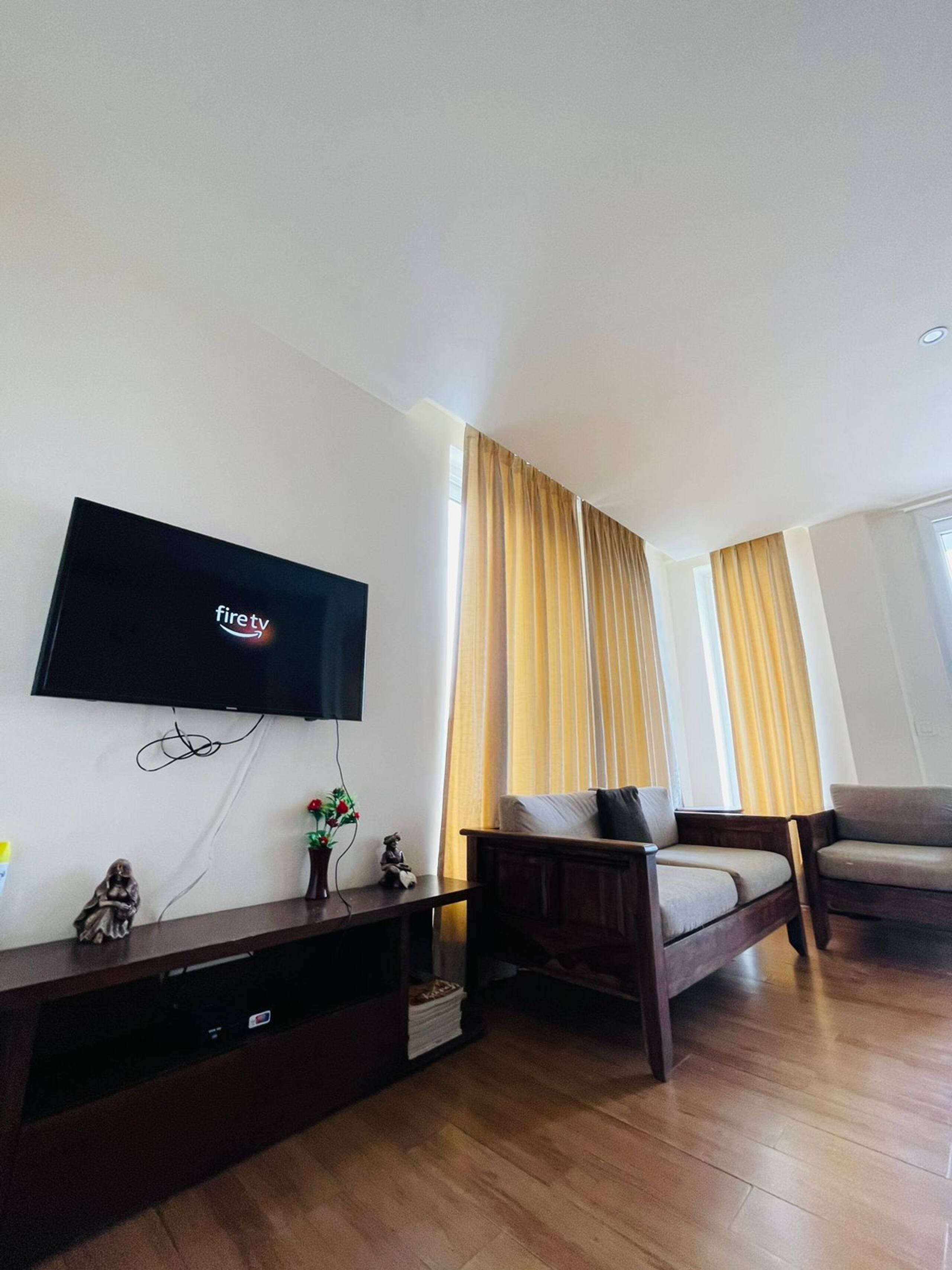 Tara Suites Naldehra 4