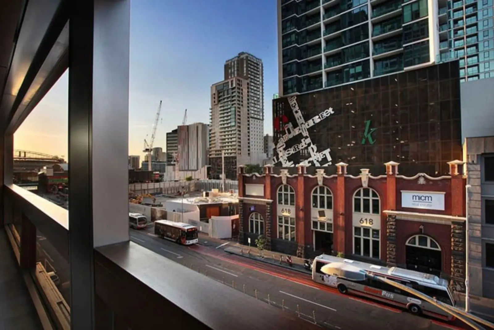 ReadySet Apartments on Rose Lane - 3 Bedroom Apartment RL3 13