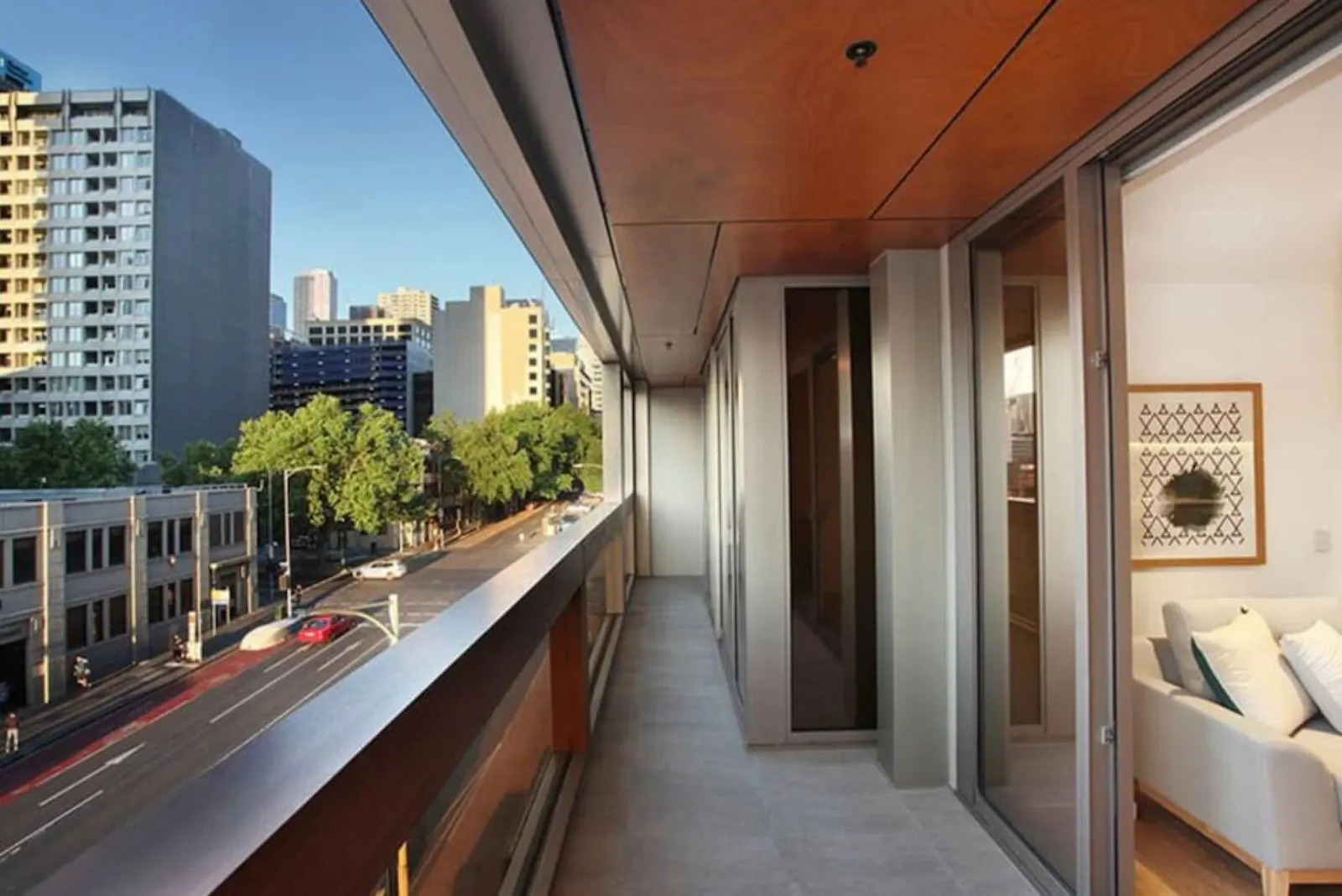 ReadySet Apartments on Rose Lane - 3 Bedroom Apartment RL3 14