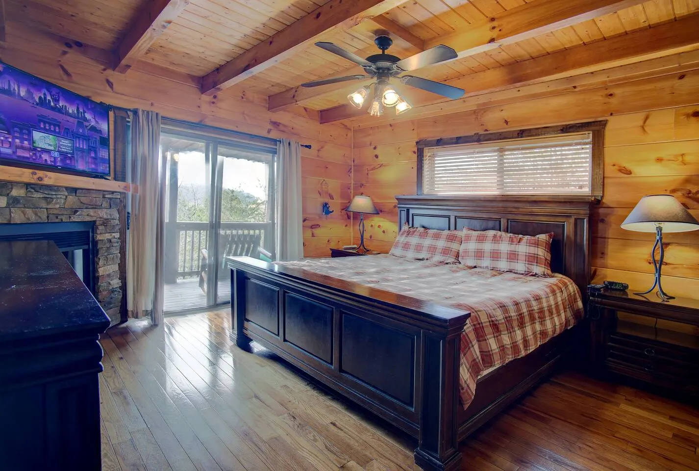 Mountain Views-Hottub-Parking-WiFi-Parking-BBQ 18