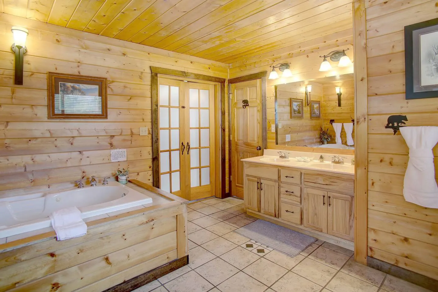 Mountain Views-Hottub-Parking-WiFi-Parking-BBQ 20