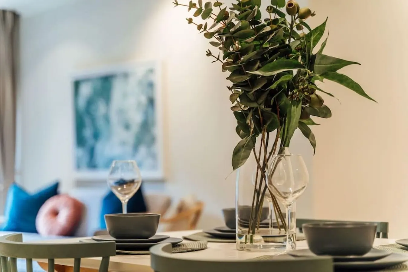 Serene on Grenfell - A Vibrant City Stay 10