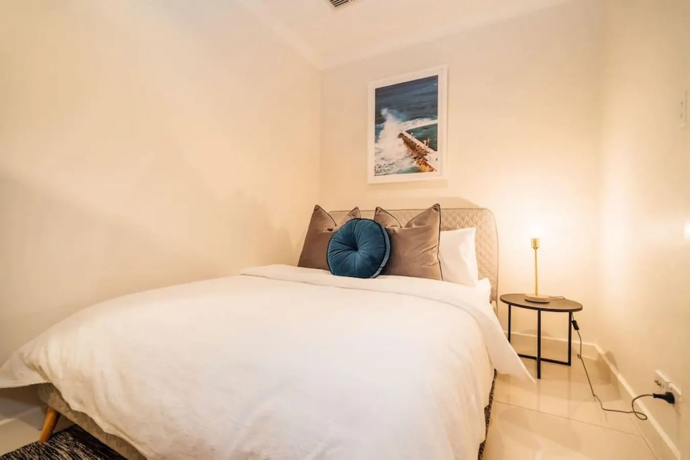 Serene on Grenfell - A Vibrant City Stay 18