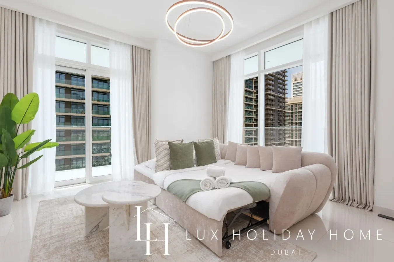 LUX The Luxury Sunrise Suite 4 10