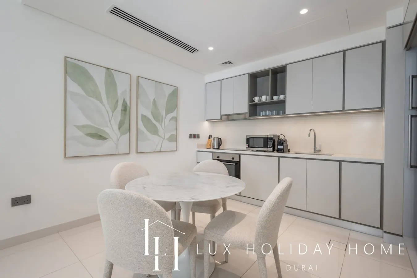 LUX The Luxury Sunrise Suite 4 15