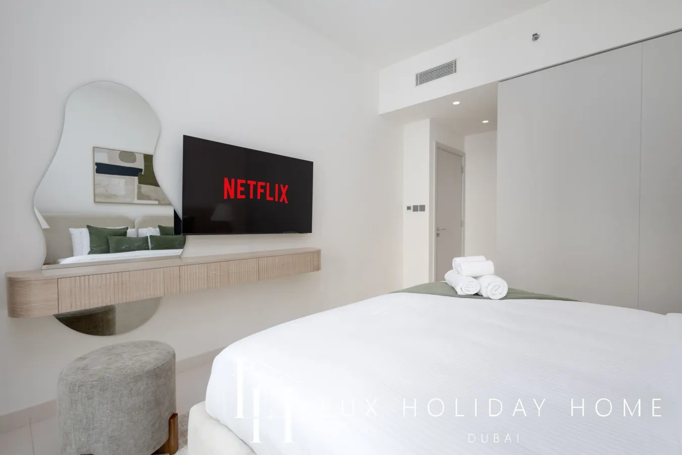 LUX The Luxury Sunrise Suite 4 20