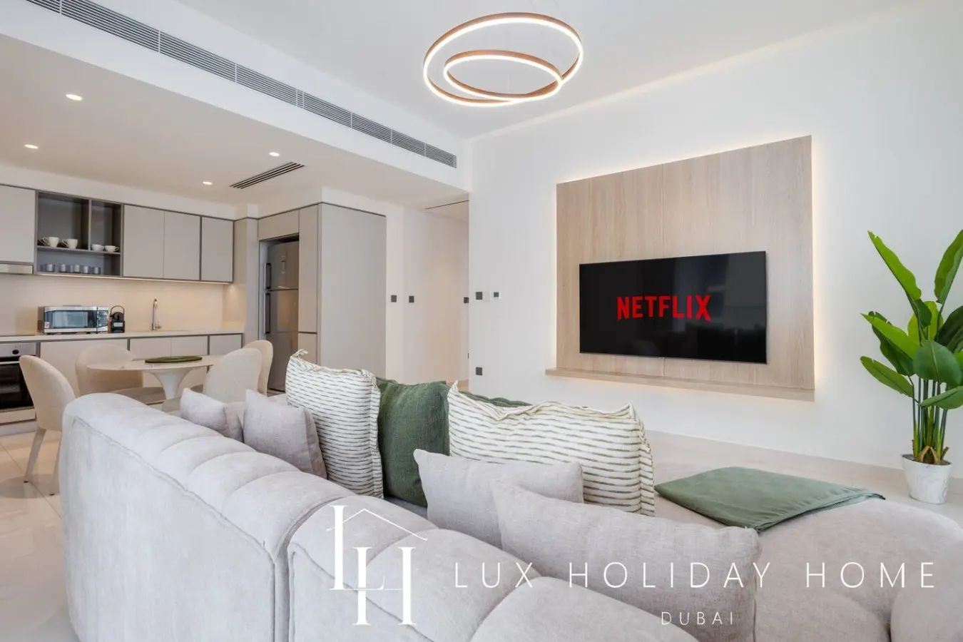 LUX | The Luxury Sunrise Suite 4 — photo 3