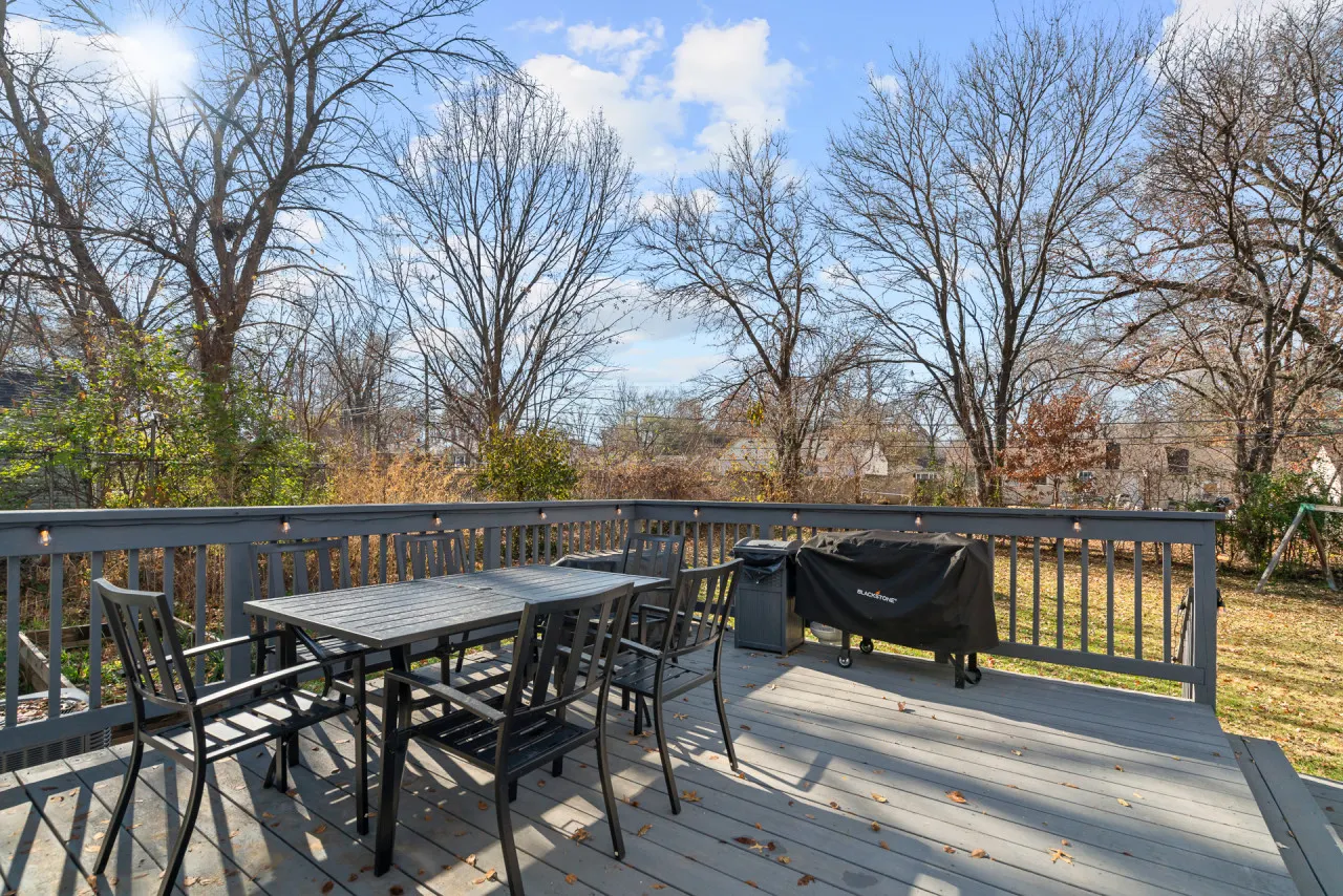 Walkable Old Town Retreat | Backyard + Fire Pit + Garage