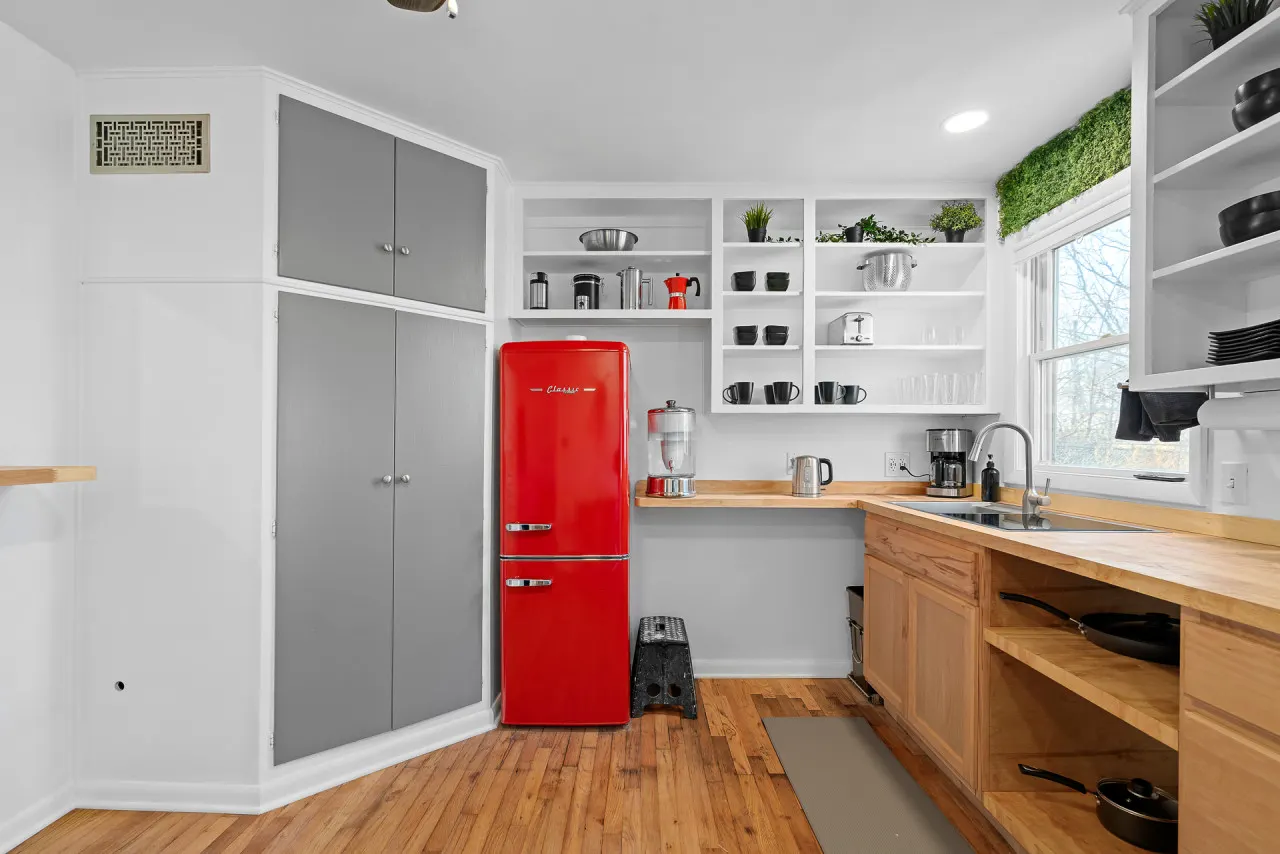 Walkable Old Town Retreat Backyard + Fire Pit + Garage 13
