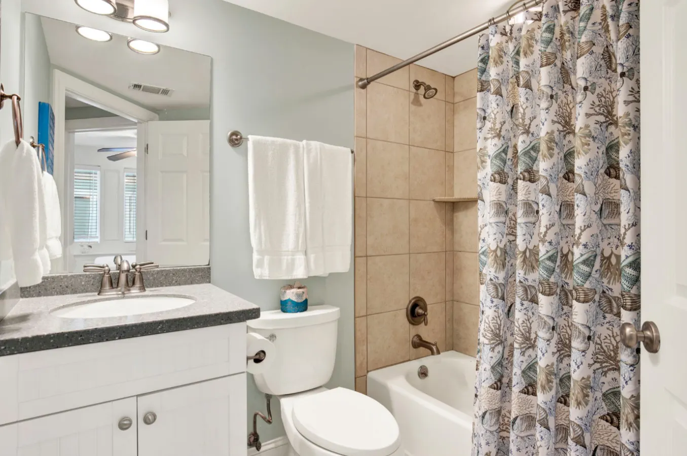 Tybee Dream: 2 Bed 2 Bath Condo w/ rooftop Pool 11