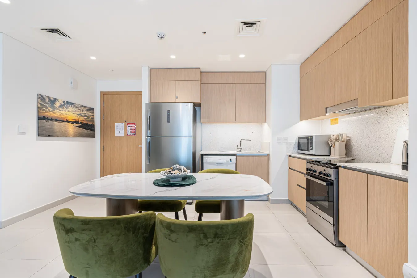 Lux Creek Home w/ Burj View steps from the Lagoon 7