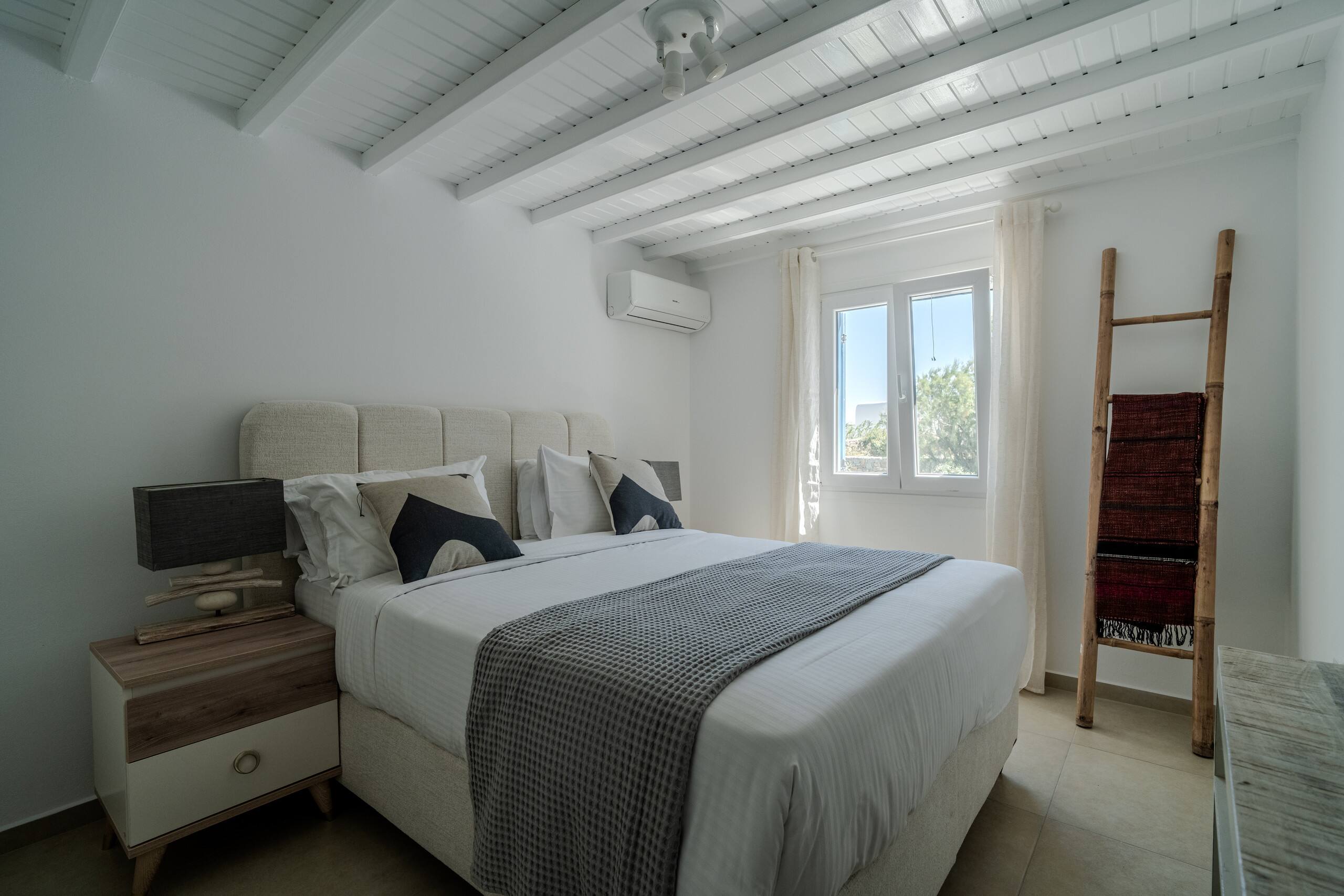 Villa Kalafatis beach by Mykonos Mood 17