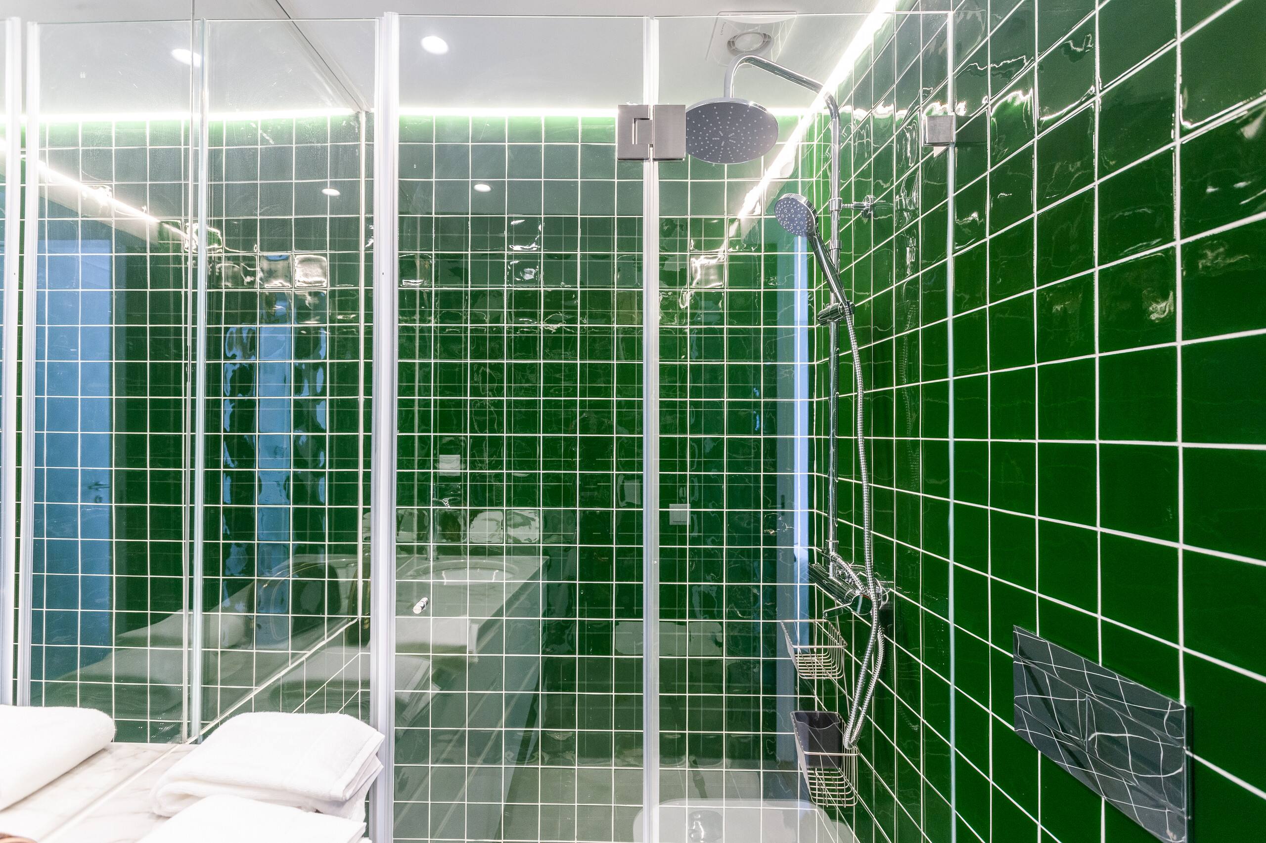EMBAIXADOR Apartments & Suites (APARTMENT 3) 35
