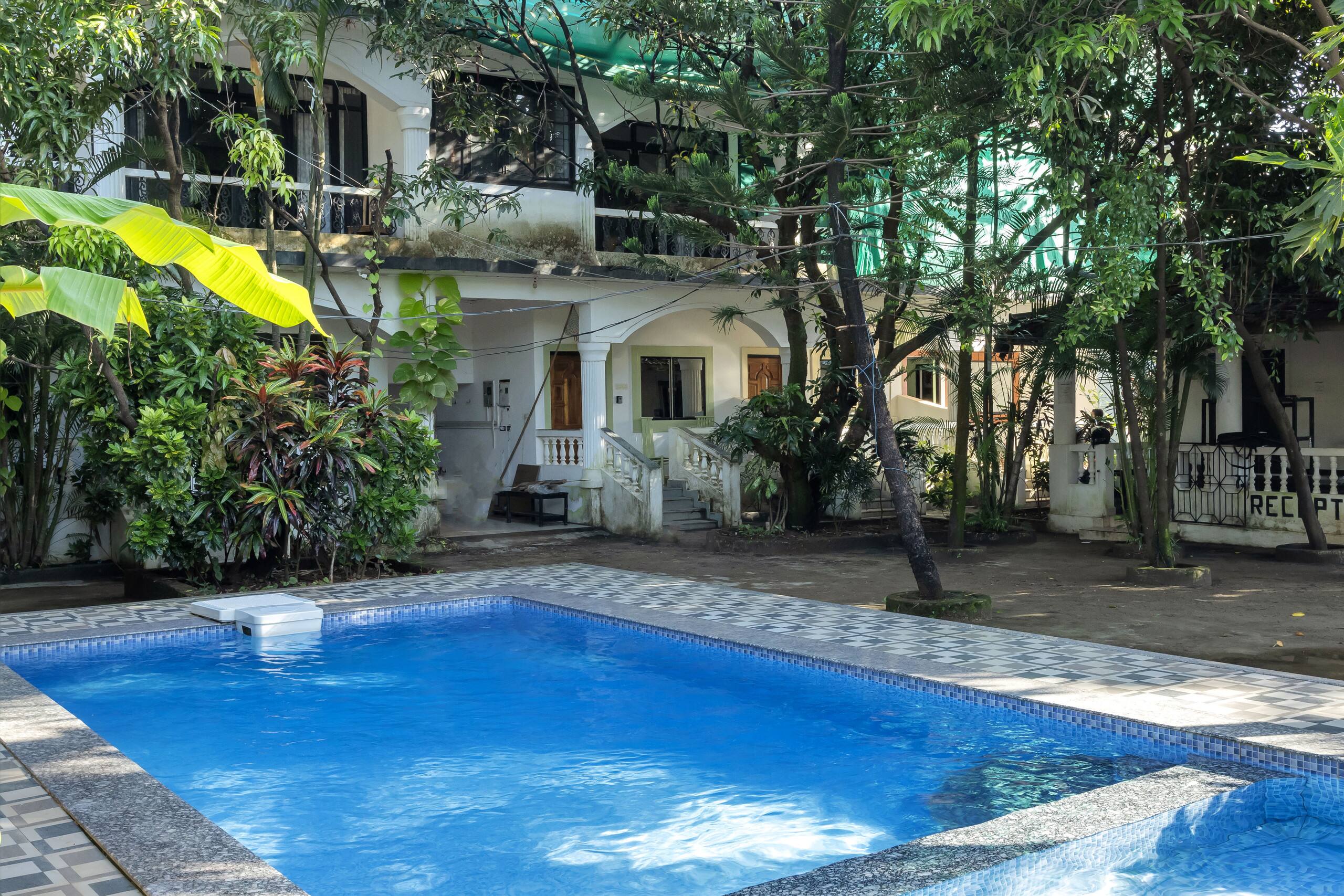 Green View 1BR with Pool 1min Walk to Morjim Beach 10
