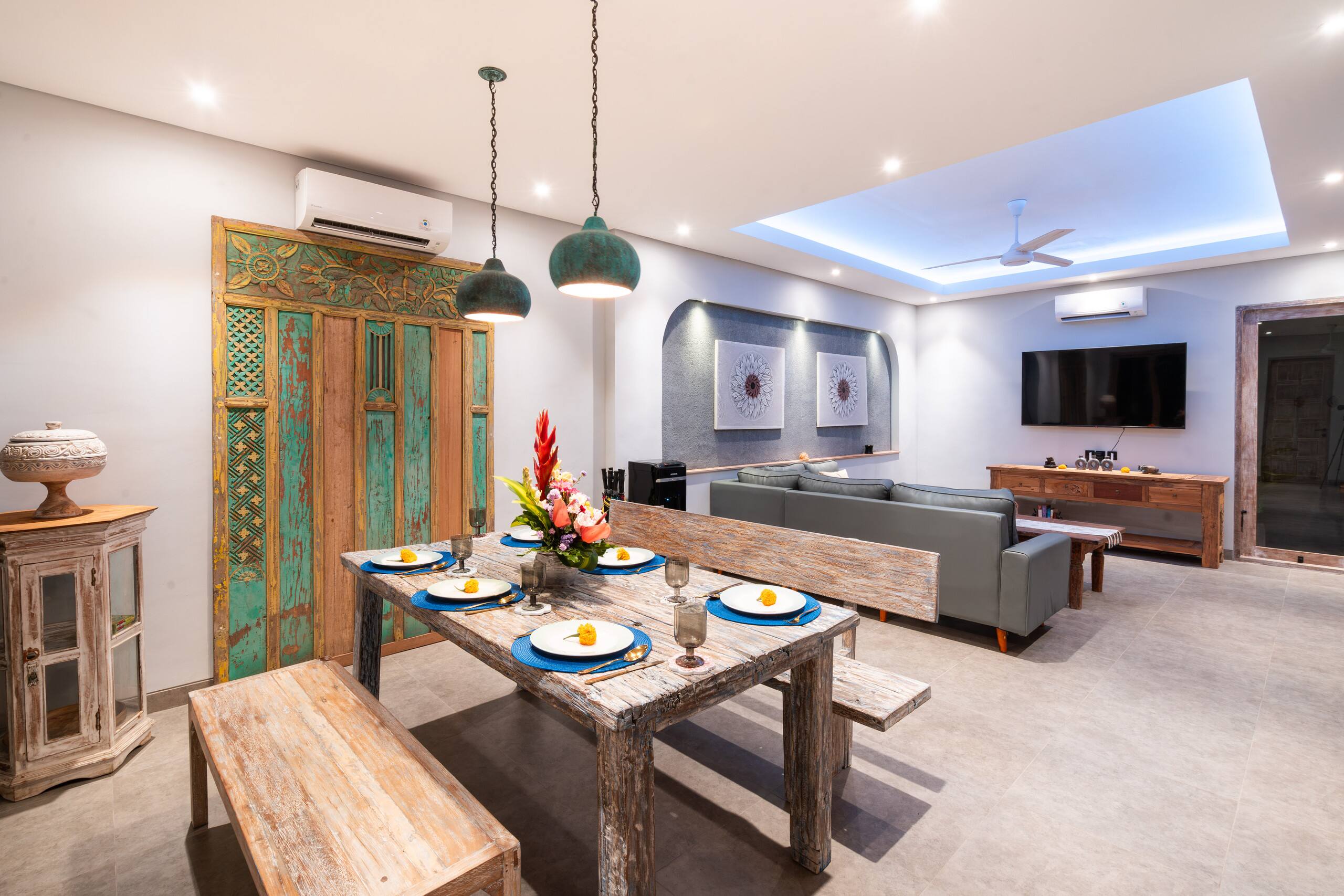 Villa Indah 14