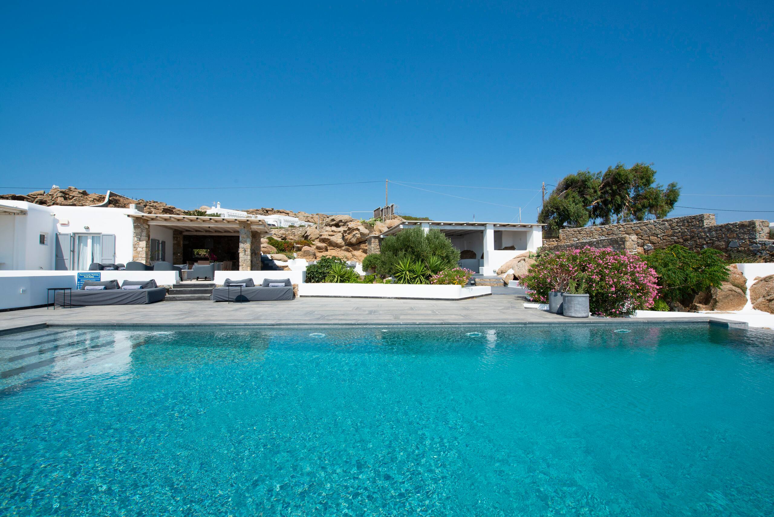 Coco's Villa 32