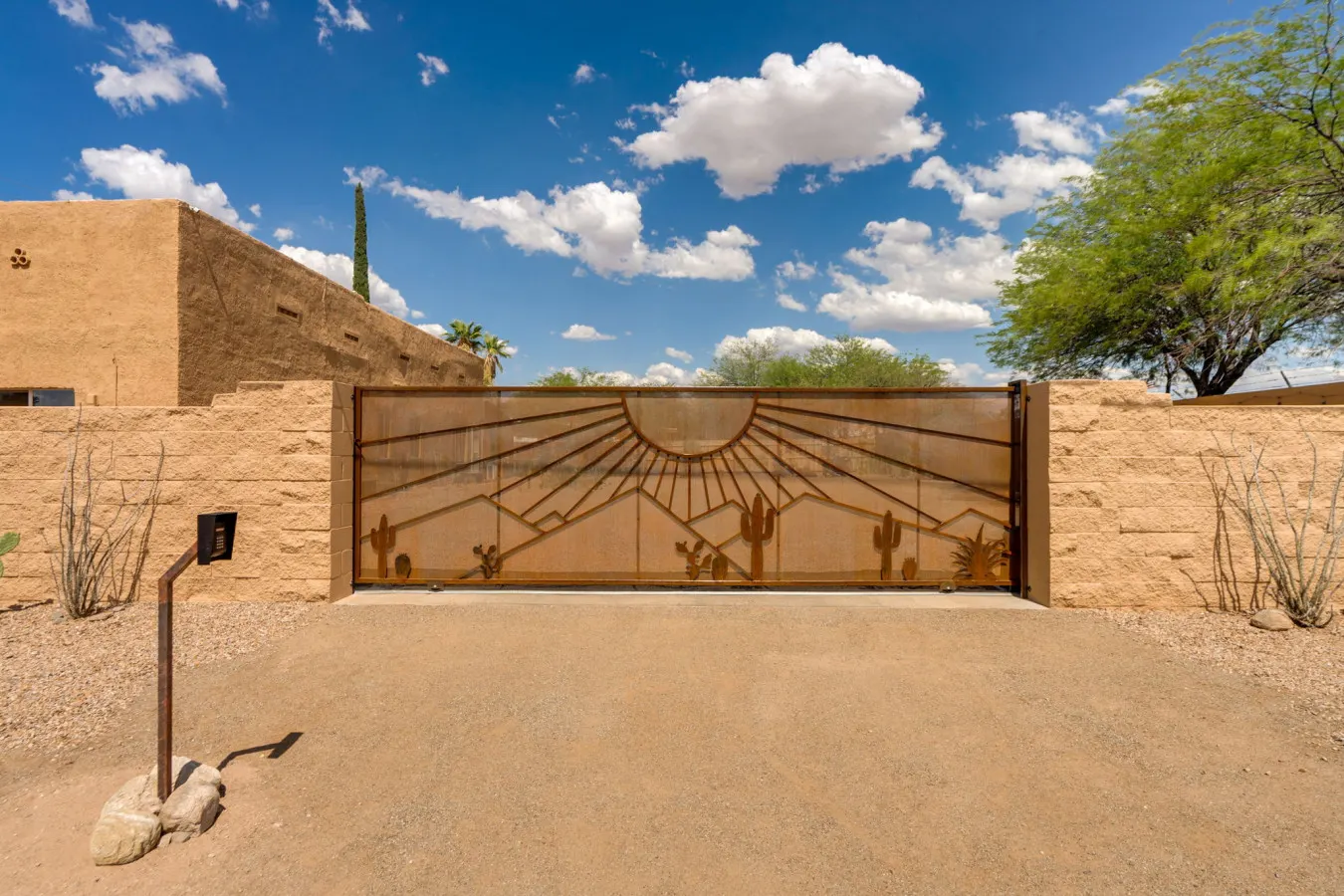 Tucson Retreat Dog Park + Gated Parking #3 20