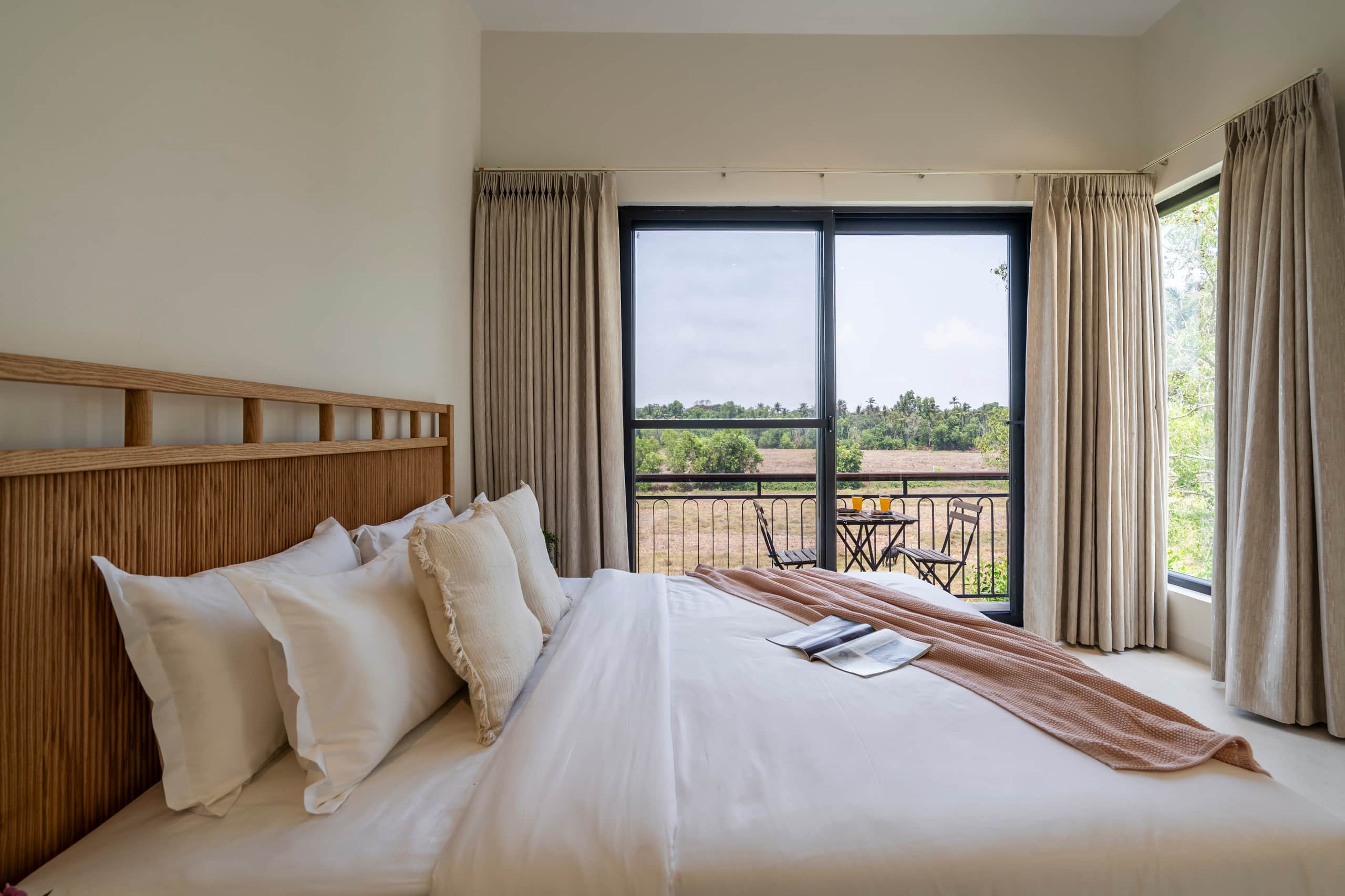 Staymaster Segara | 6BR Twin Pool Villas in Varca 6