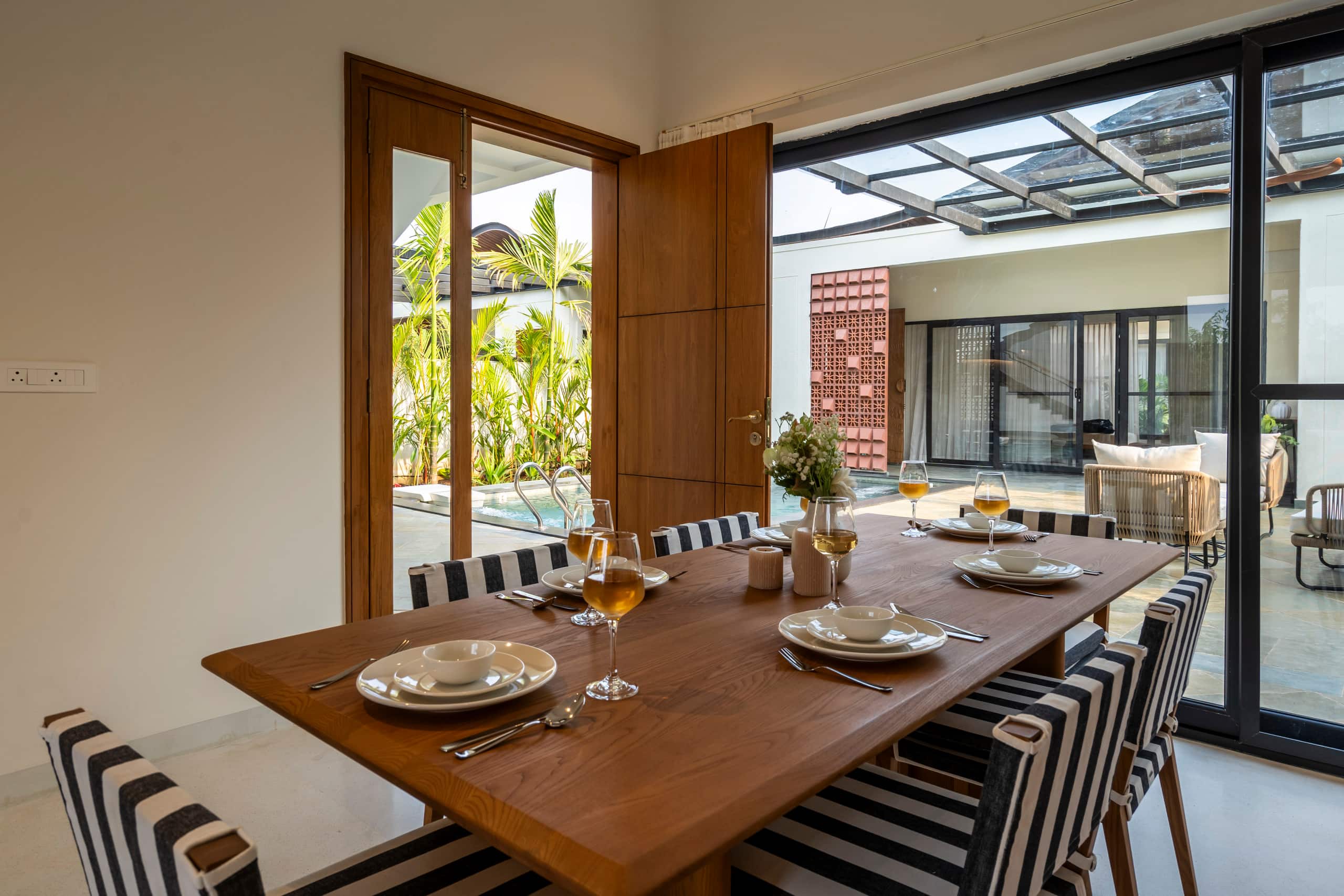 Staymaster Segara | 6BR Twin Pool Villas in Varca 15