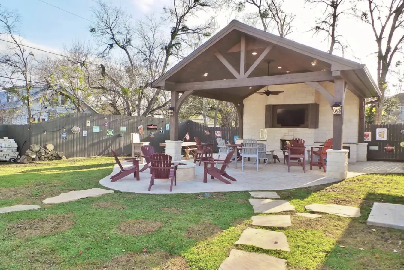 Howdy Headquarters: Grand Pavillion