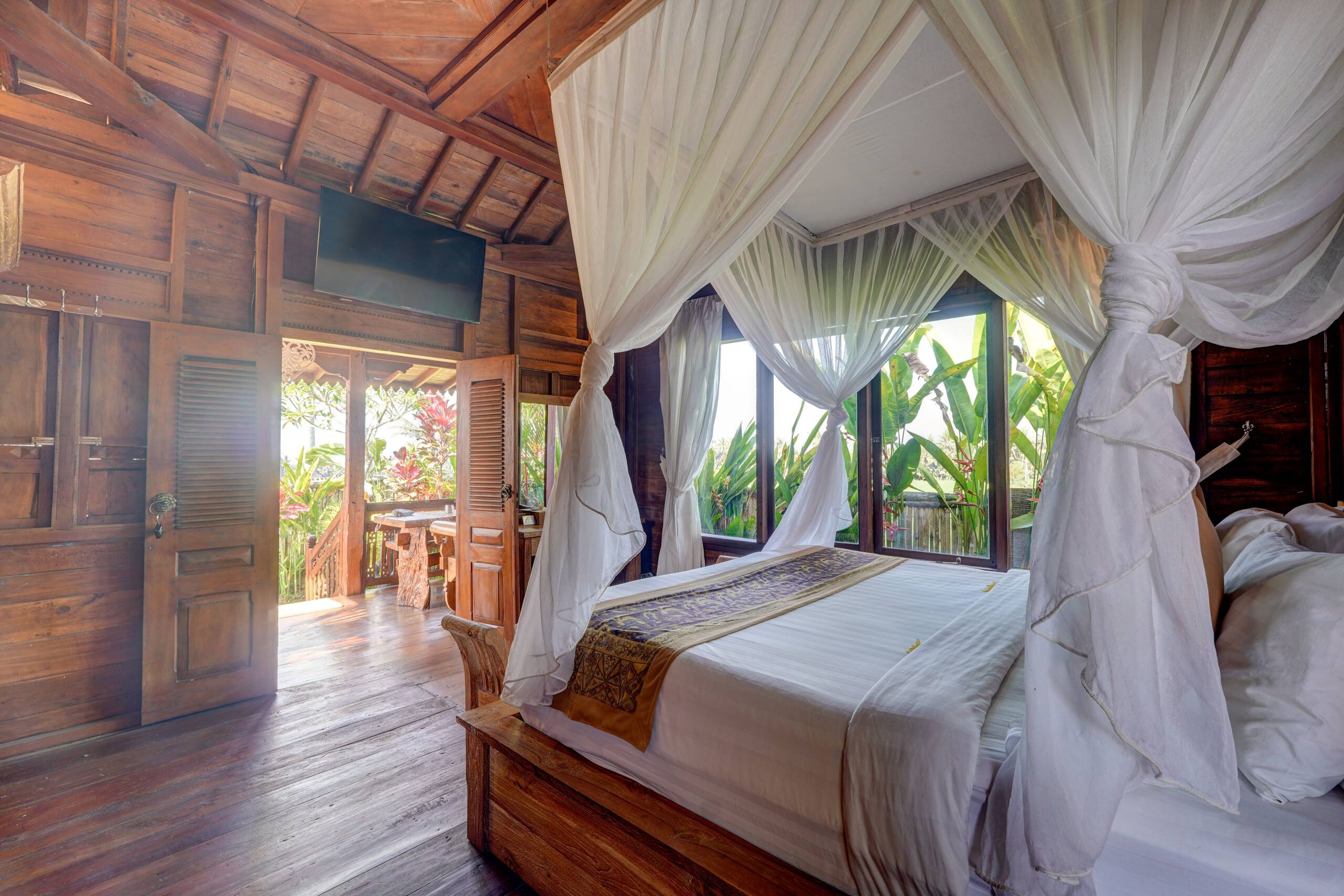 Gedong Batu Private pool villa near Ubud 9