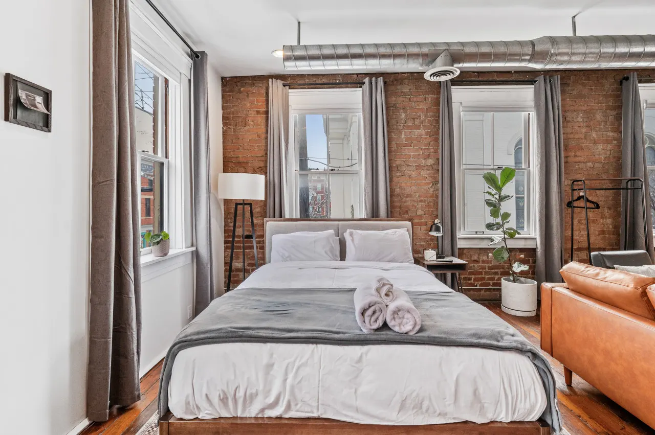 Loft in the heart of Over-The-Rhine 16