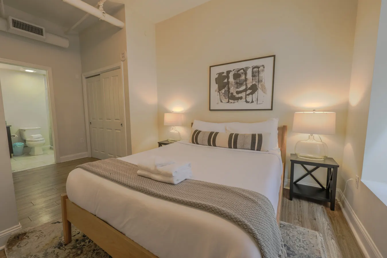 Lavish FIDI 2br/2ba Close to everything! 11