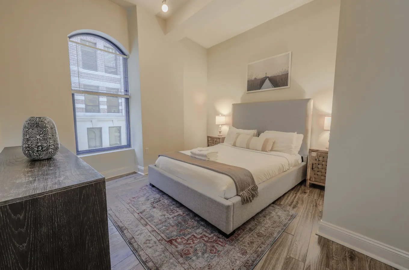 Lavish FIDI 2br/2ba Close to everything! 8