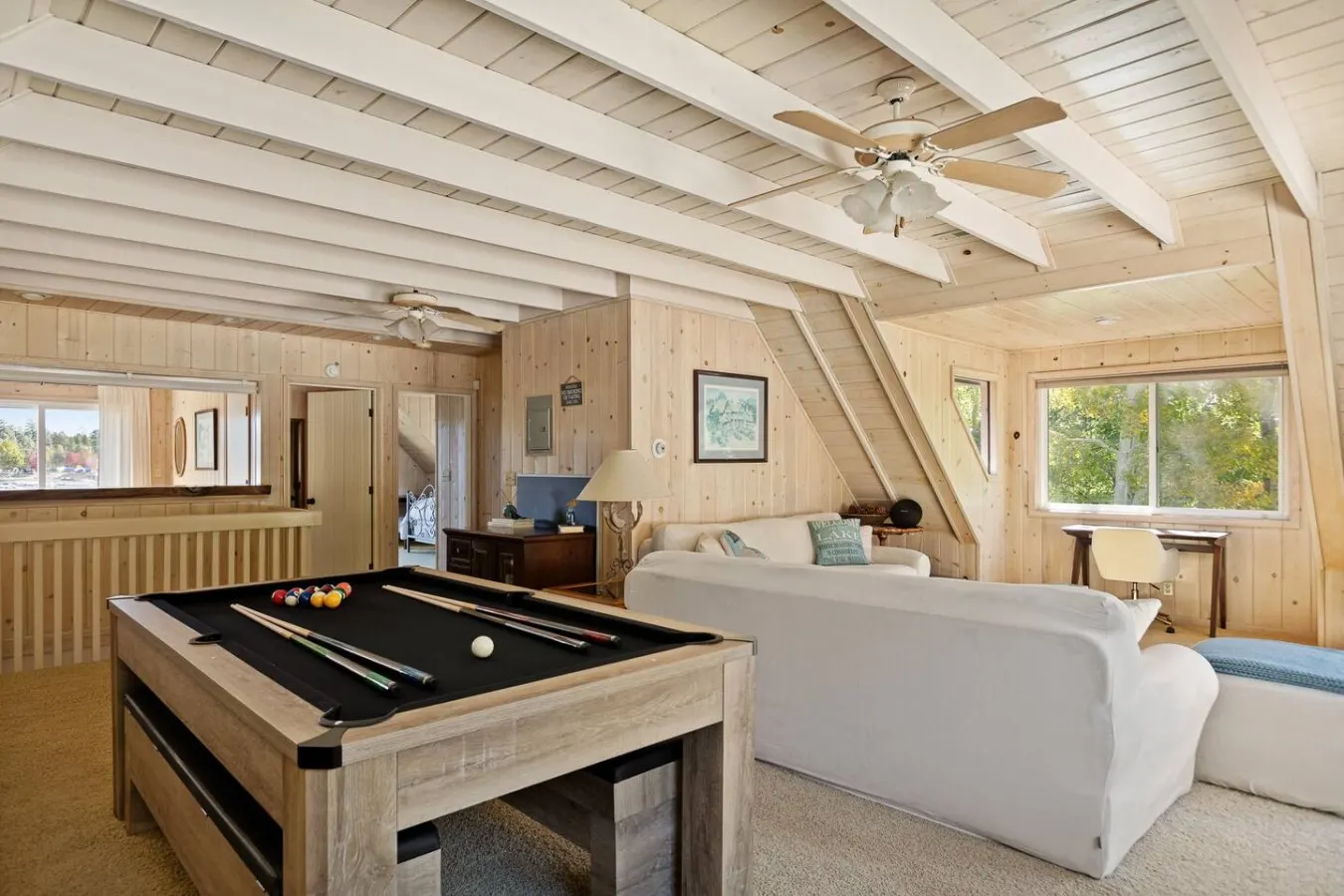 4BR Lakefront Vibes Getaway Dock, Spa & Games 5
