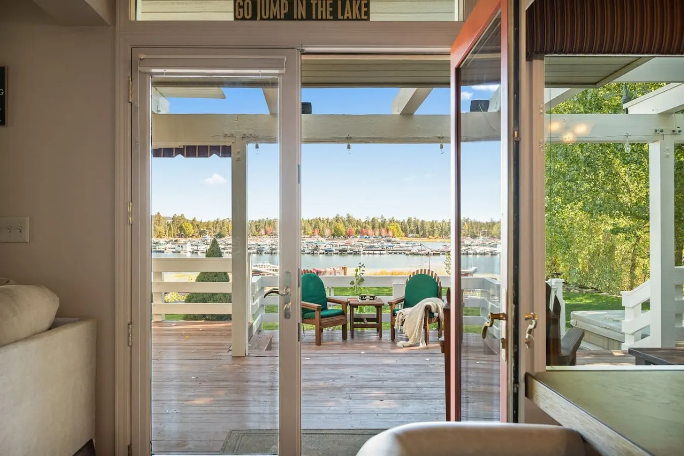 4BR Lakefront Vibes Getaway Dock, Spa & Games 6