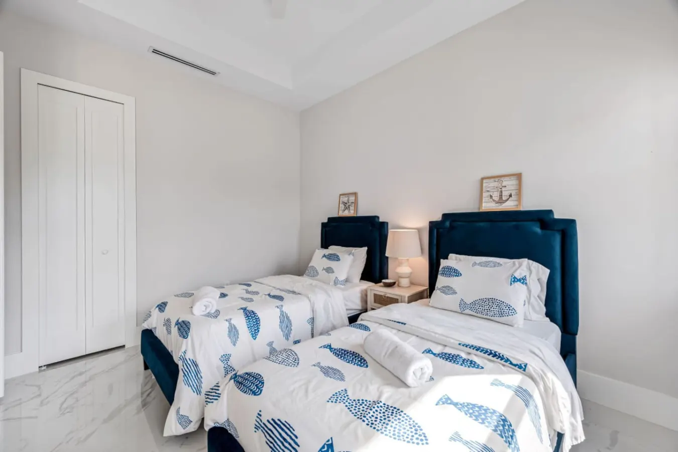 Buggy's Beach House 16