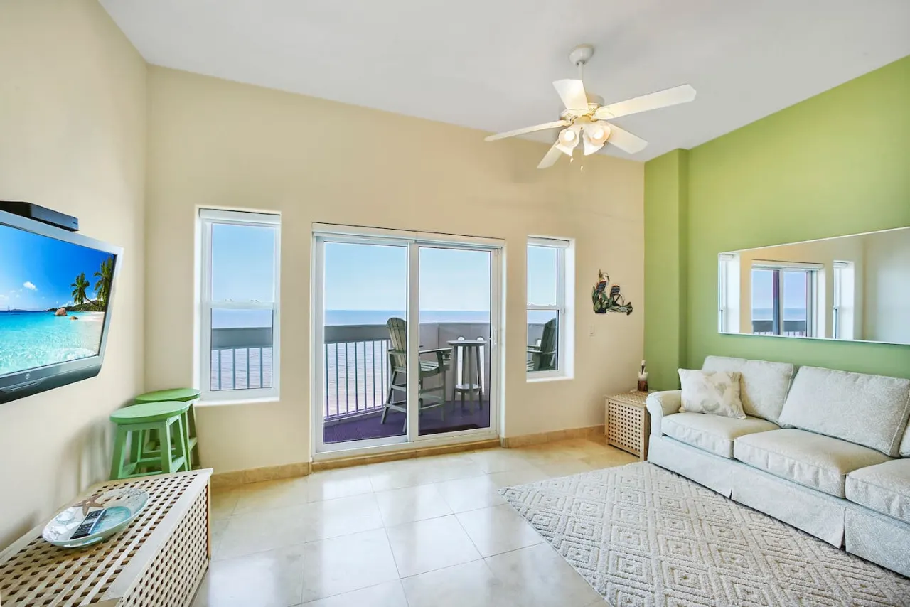 Oceanside Escape Ocean View Pool 3 Bedrooms 9