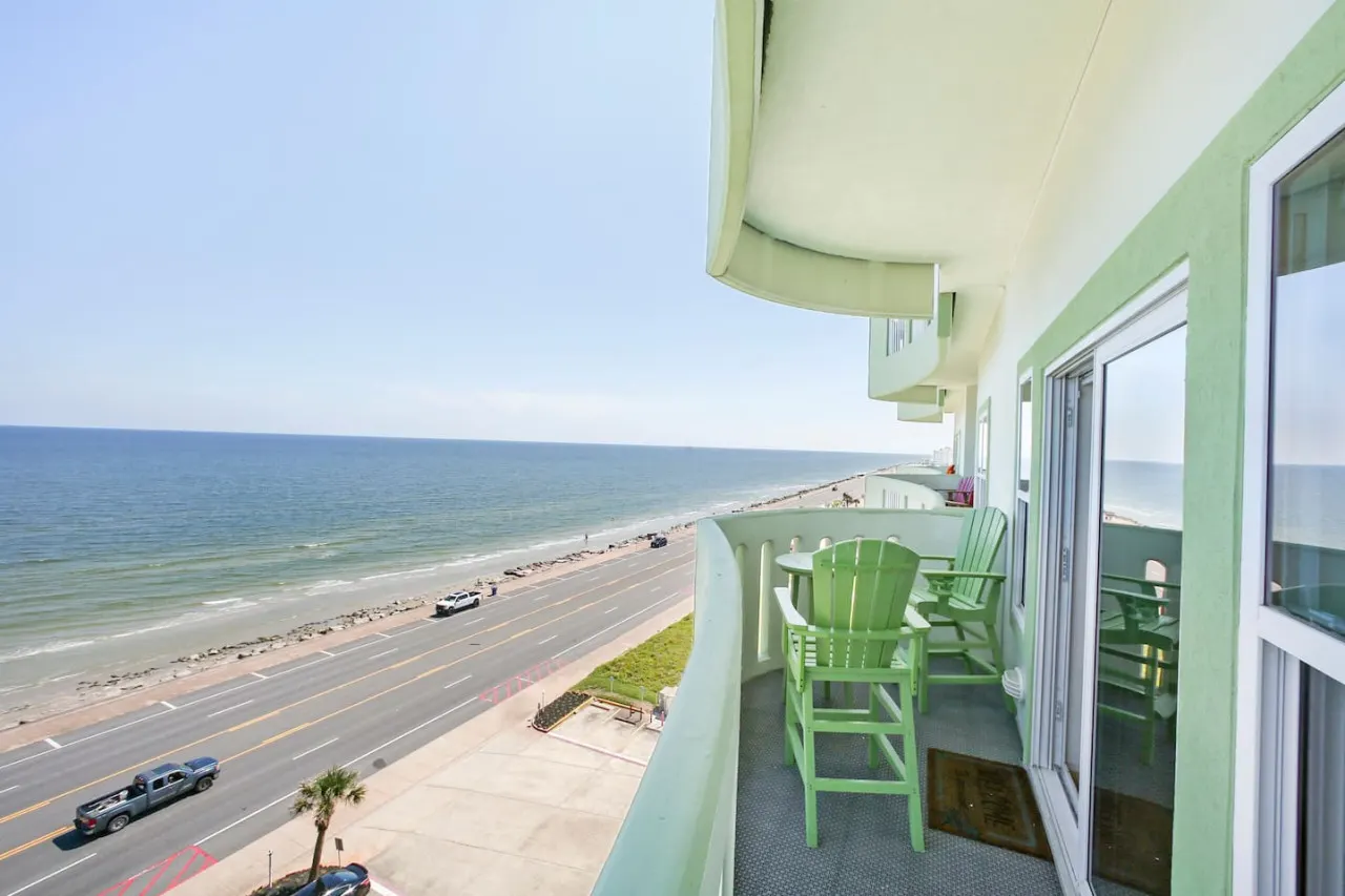 Oceanside Escape Ocean View Pool 3 Bedrooms 10